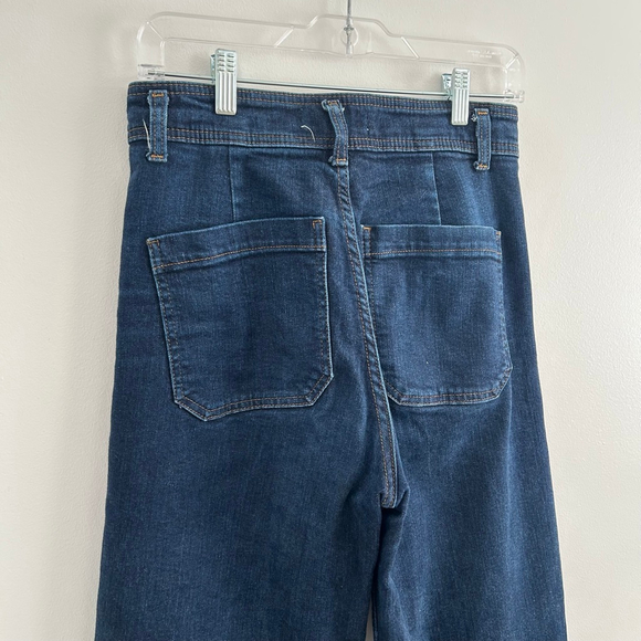 ZARA High Rise Wide Leg Marine Patch Pocket Jeans Cropped Size 6 - Picture 9 of 12